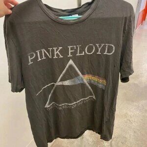 H   M pink floyd  tour tshirt